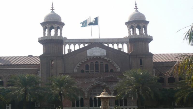 Pakistan Christian News image of Lahore High Court Orders Trial for Registrar Over 15-Year-Old's Marriage